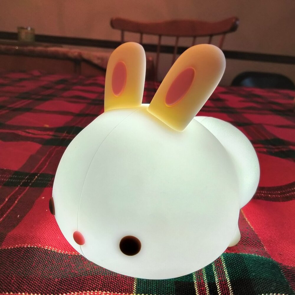 "Cute"  Bunny Night Light USB Rechargeable 7 Changing Colors